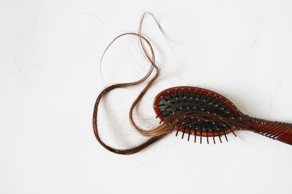 hair loss in adolescence