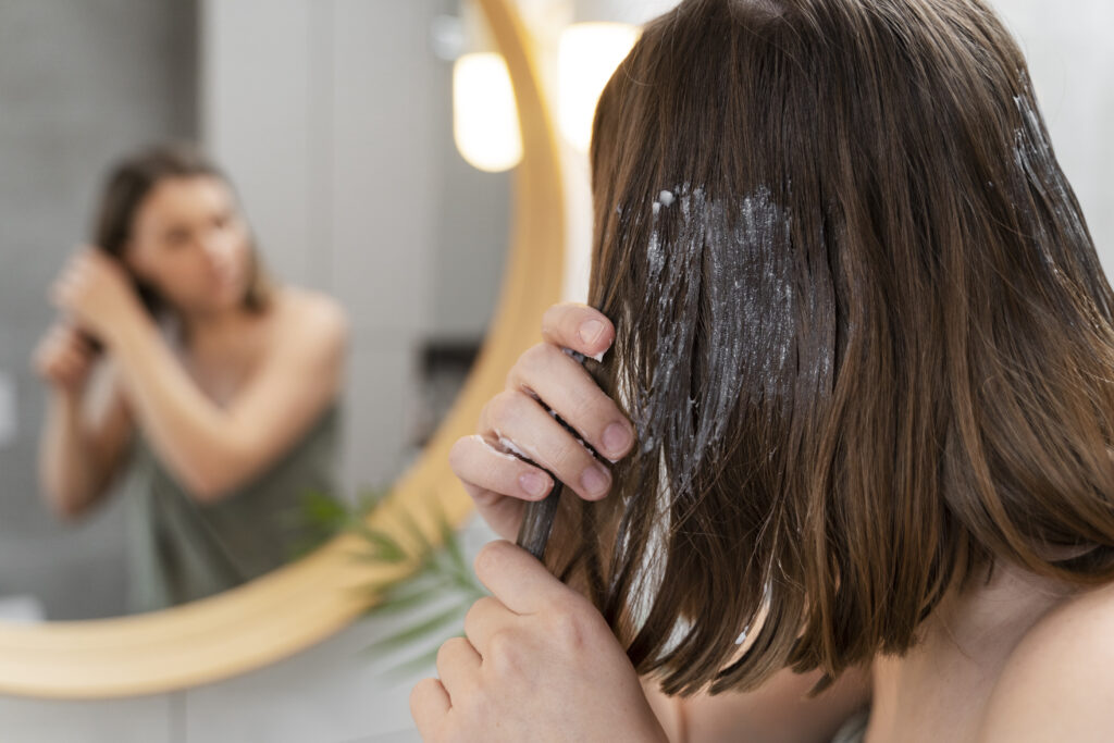 homemade anti-frizz hair masks