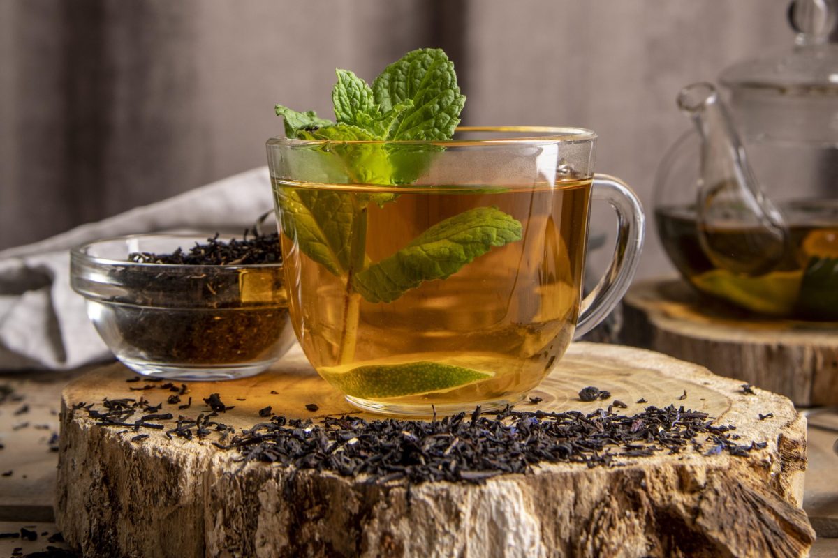 cup-with-tea-mint digestion